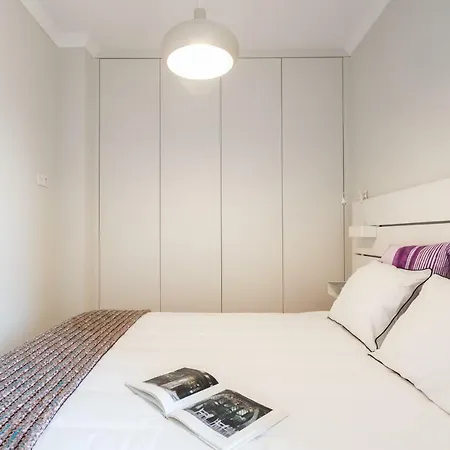 Historic Center Stunning Rooftop Apartment Lisbon